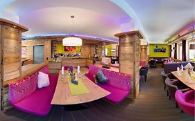 Hotel Toni